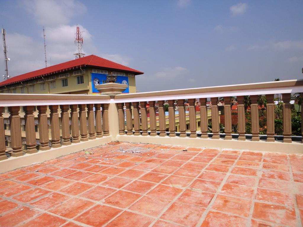 Borey Vatanac Guesthouse Kampot Eksteriør bilde