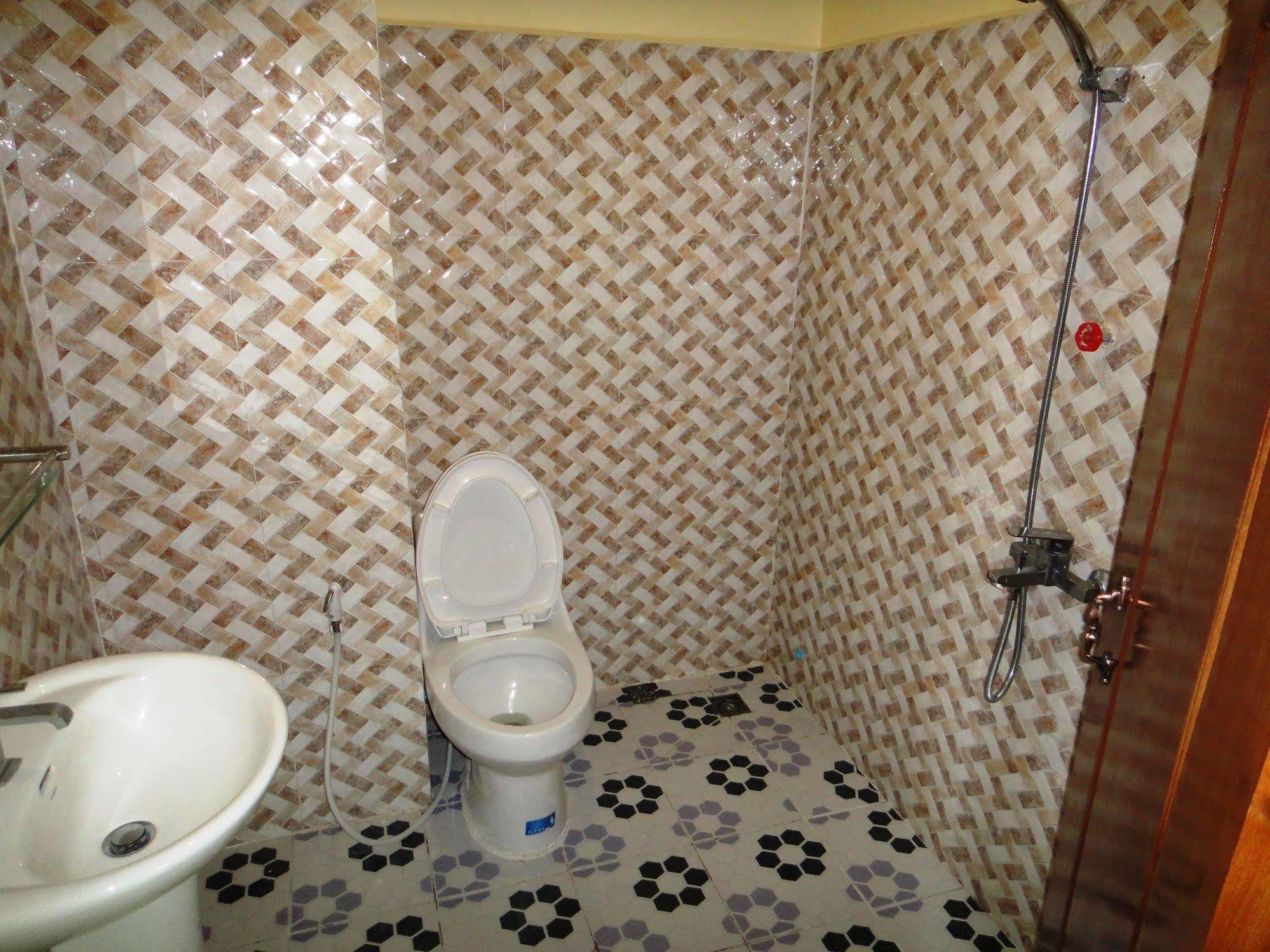 Borey Vatanac Guesthouse Kampot Eksteriør bilde