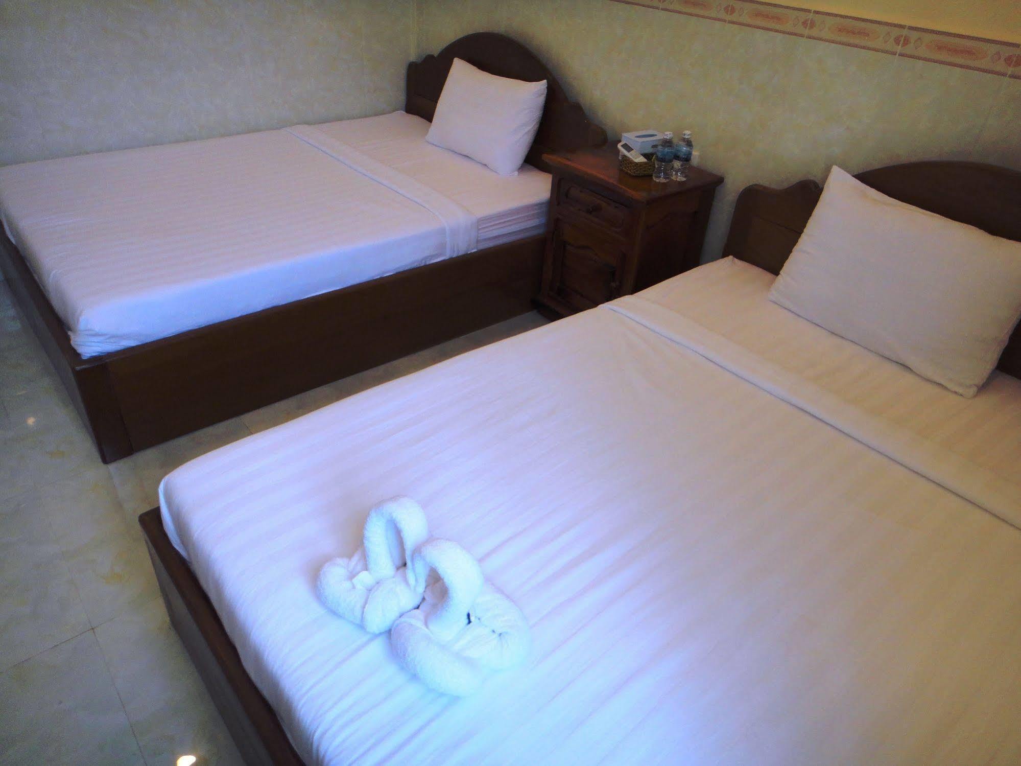 Borey Vatanac Guesthouse Kampot Eksteriør bilde